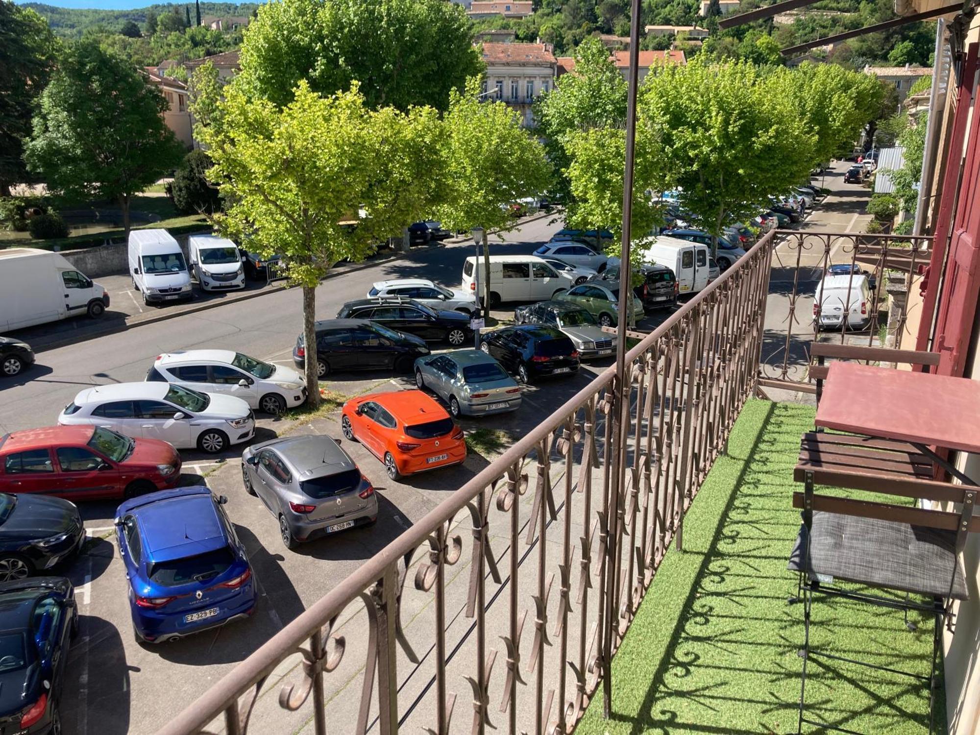 Le Petit Hermitage Apt Bagian luar foto